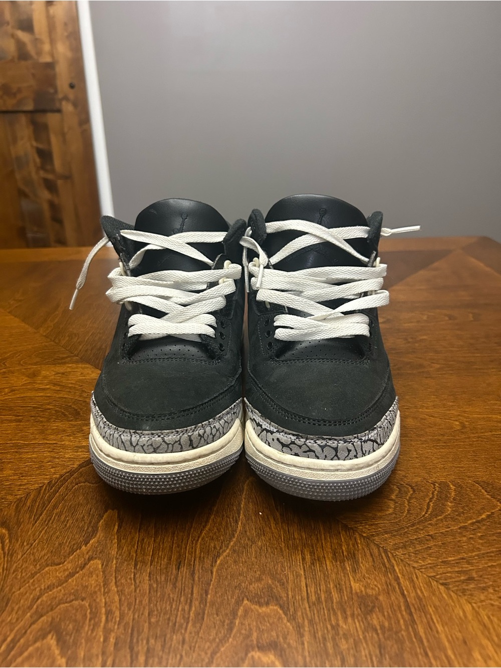 Size 10 - Air Jordan 3 Retro Off Noir W